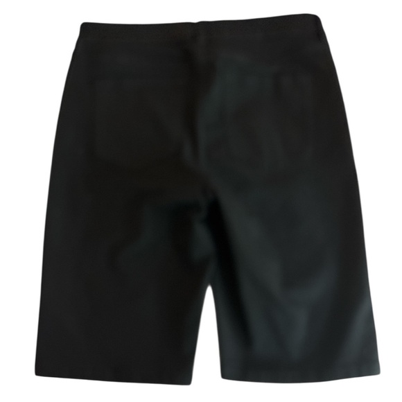 LIVERPOOL black Bermuda shorts, pull on with button.  Cruiser style.  Size 10. - Picture 2 of 4